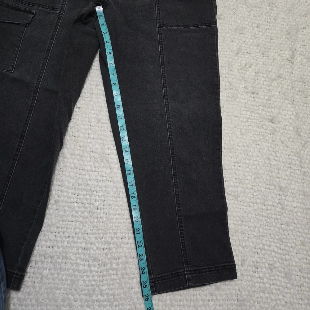 Time and Tru Women's Cargo Utility Jeans Washed Black Size 14 High Rise - Picture 11 of 12